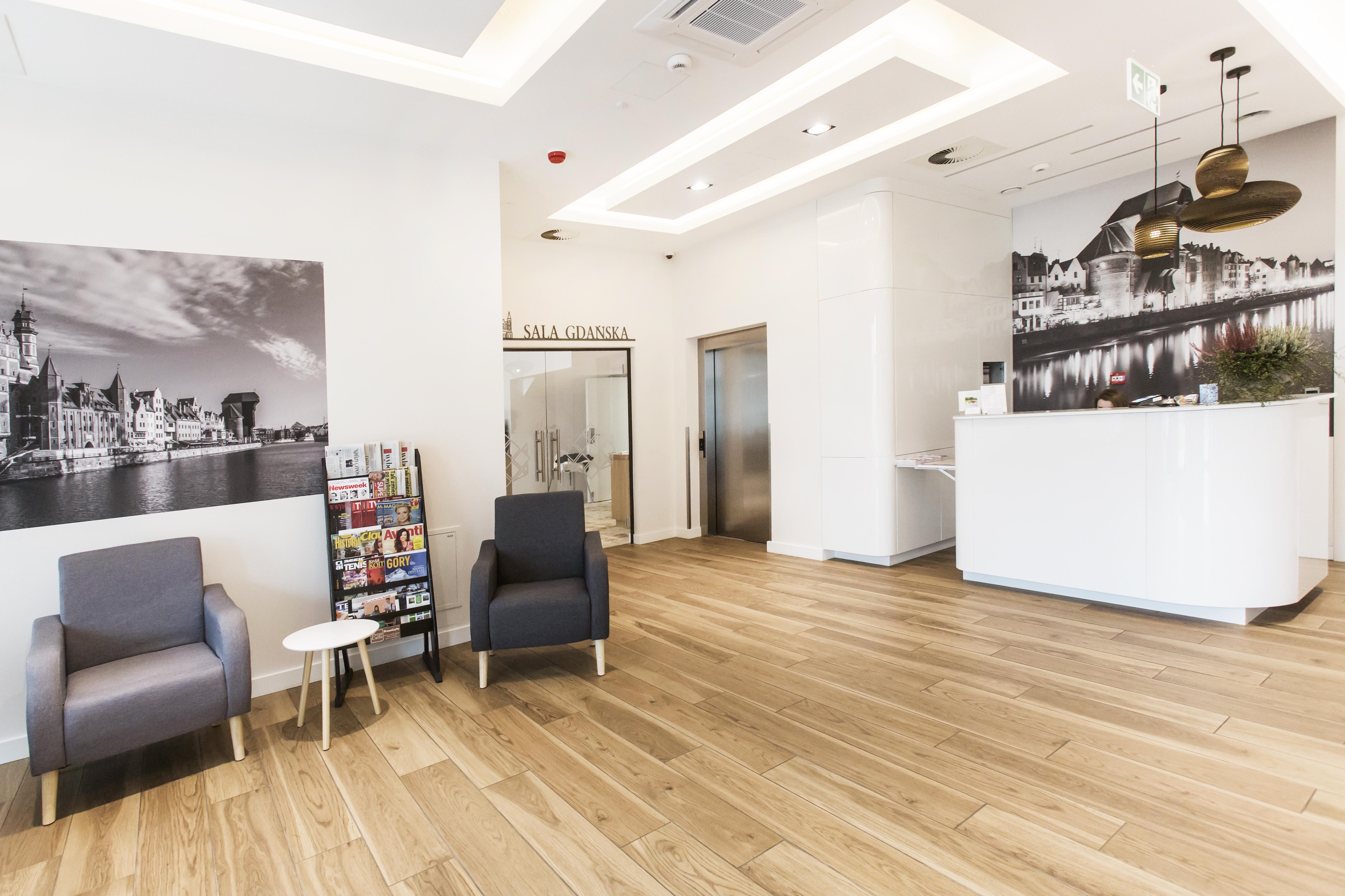 Hotel Platan Gdansk Bagian luar foto
